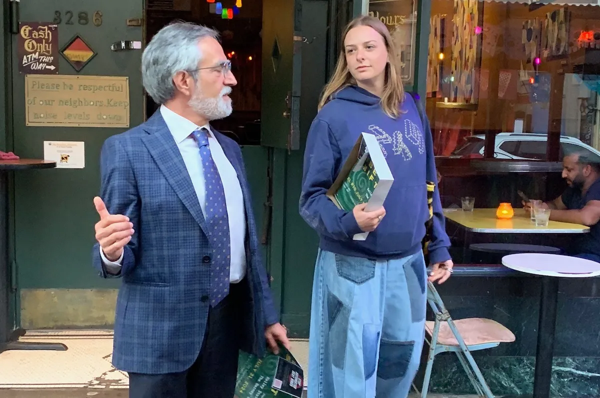 Aaron Peskin and campaign events manager Hana Haber distributing information about the RealPage legislation in the Mission on July 29, 2024. Photo by HR Smith.