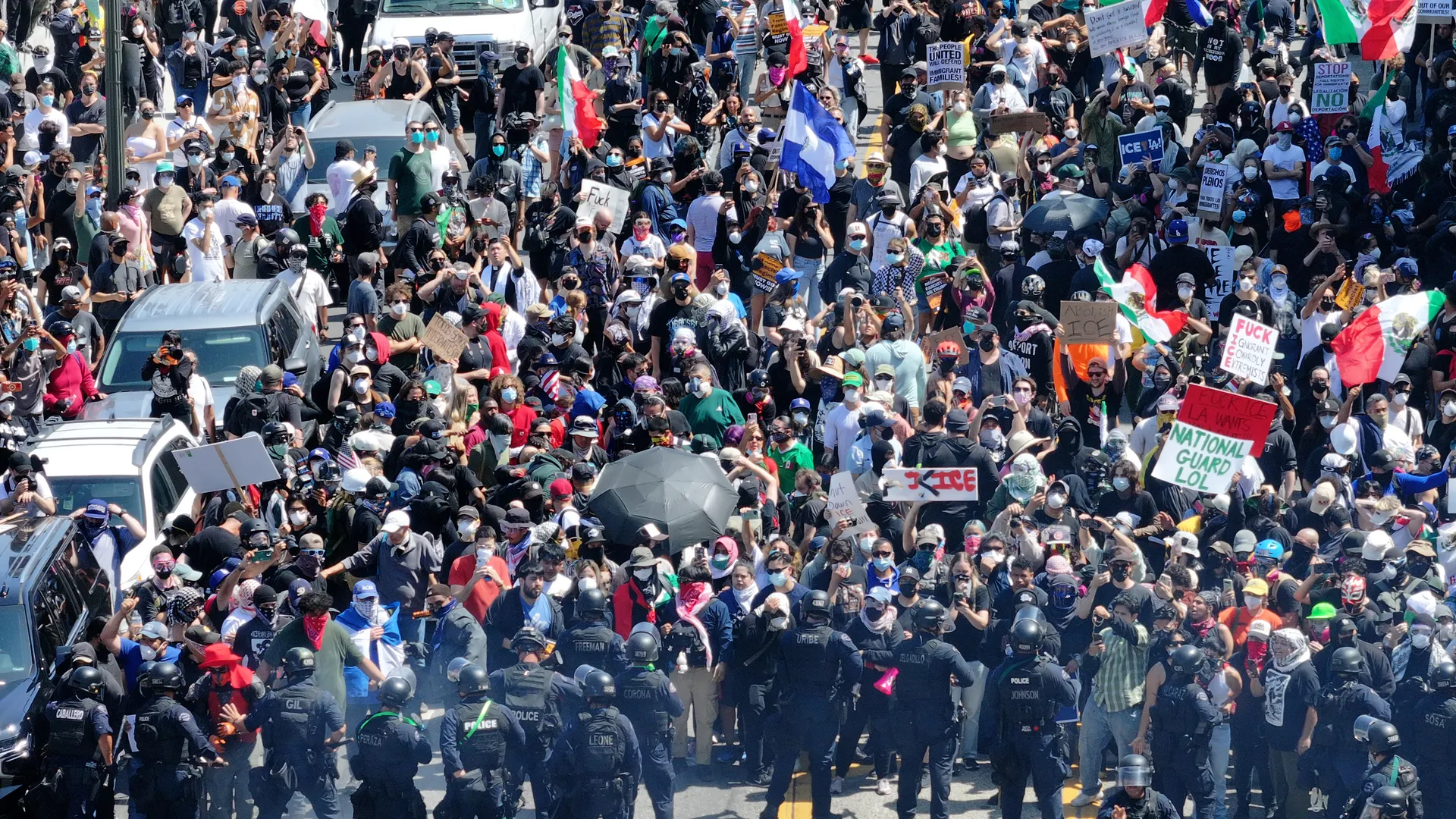 Hundreds of protesters in Los Angeles gather to demand an end to Immigration and Customs Enforcement workplace raids on June 8. Photo: Tayfun Coskun/Anadolu via Getty Images